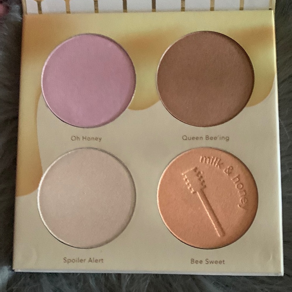 BEAUTY BAKERIE | milk & honey highlighter palette